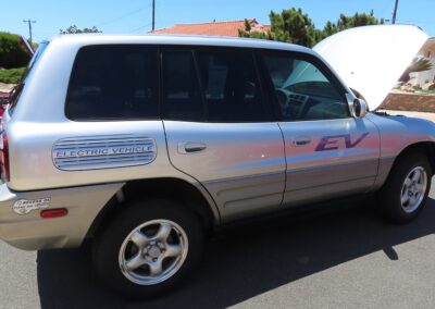 Cars and Coffee. Larry Pauls EV at Seaview Event